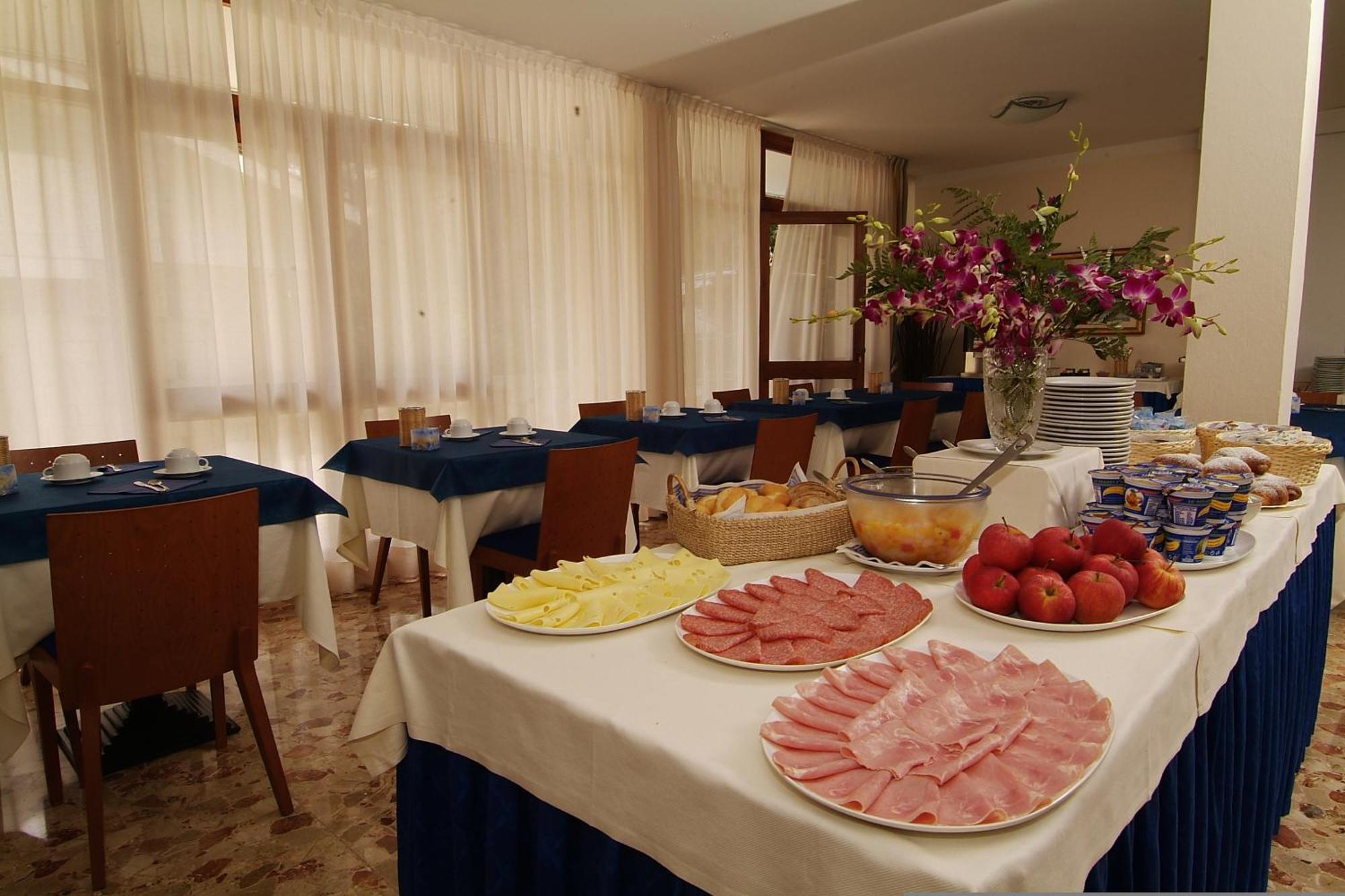 Hotel Horizonte Μπιμπιόνε Εξωτερικό φωτογραφία